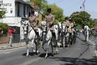Windsor, Uk - 17 Mayıs 2018: Kol ile tam teçhizatlı prova
