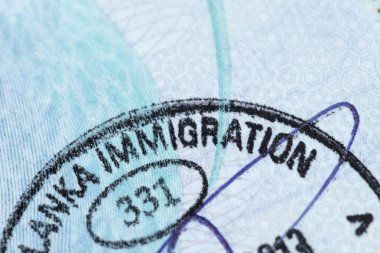 Pasaportdaki göçmenlik damgası