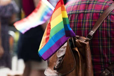 Londra 'da Lgbt Gay Yürüyüşü' nde gey gökkuşağı bayrağı