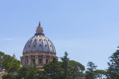 Roma, İtalya 'daki Vatikan şehrinde Aziz Peter Bazilikası manzarası