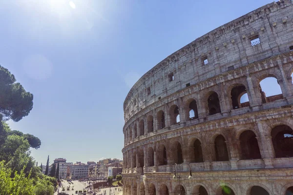 Вид на Колізей у Римі, Італія. Колізей є одним з й. — стокове фото