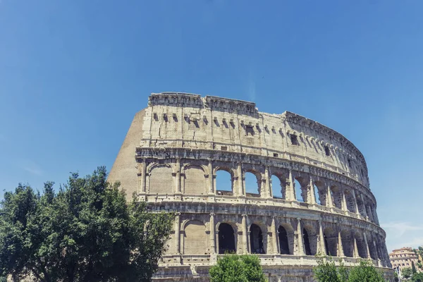 意大利罗马的罗马竞技场景观。 竞技场是第1个 — 图库照片