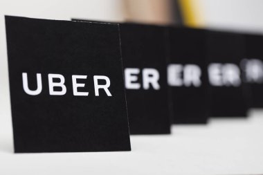 Londra, Uk - 23 Mart 2017: Uber logosunun bir fotoğrafı. Ube