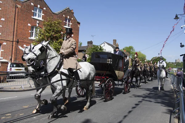 Windsor, Uk - 17 Mayıs 2018: Kol ile tam teçhizatlı prova