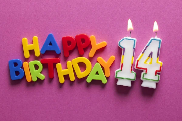 Número 14 feliz cumpleaños celebración vela — Foto de Stock