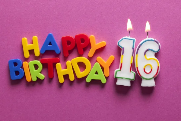 Numer 16 szczęśliwych urodzinowych świec — Zdjęcie stockowe
