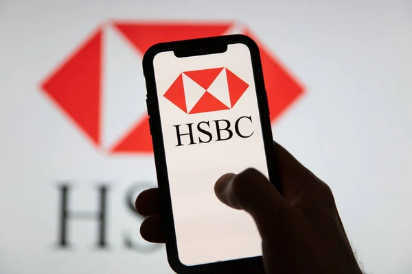 LONDON, UK - June 2020: HSBC financial banking logo on a smartphone — Stock Photo, Image