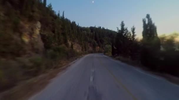 Condução Carro Pôr Sol Ilha Estrada Rústica — Vídeo de Stock