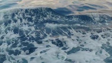 Feribot yukarıda filme su dalgalar deniz 