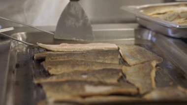 profesyonel ızgara ızgara balık