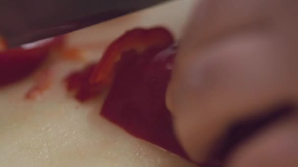 辣椒粉厨师厨师切割的准备 — 图库视频影像