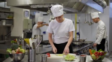 Kendini yaralanma keser daha pişirme Şef 