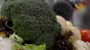 kırmızı biber mutfak Şef kesme dilim hazırlanması