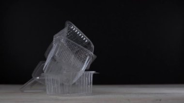 Sıfır atık kavramı yerine plastik beslenme çantası paslanmaz çelik beslenme çantası kullanın. Yeşil ve bilinçli yaşam kavramı. Stüdyo vurdu. Yeniden kullanılabilir git gıda konteyner fikirler. 