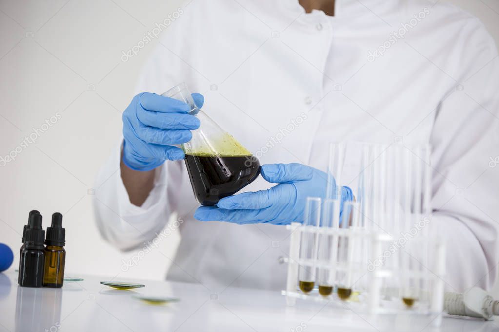 Experimental titration of the CBD oil in a glass bowl