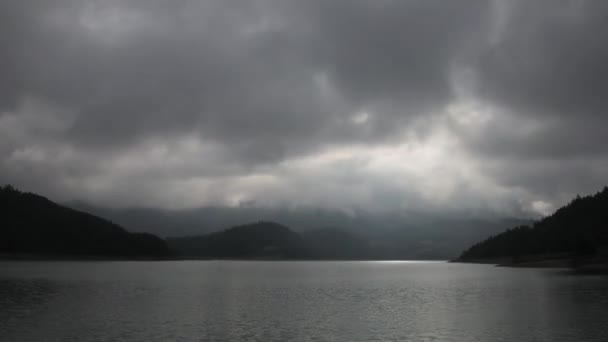 Bewolkte Zonsondergang Zaovinsko Jezero Timelapse Timelapse Van Bewolkte Zonsondergang Boven — Stockvideo