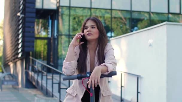 Young Beautiful Woman Standing Next Electric Scooter While Using Her — Stock Video