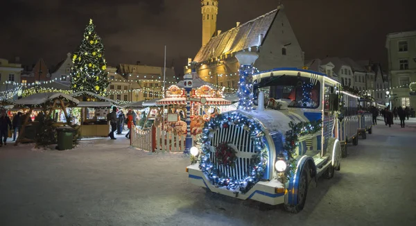 Tren Navidad Tallinn Square — Foto de Stock