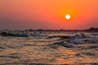 Denizde gün batımı