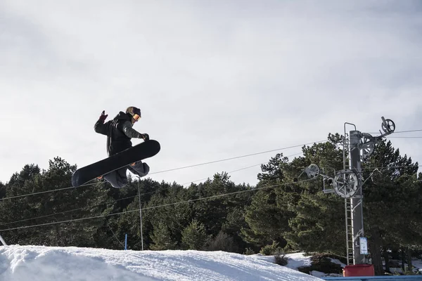 Snowboarder Salto Hermoso Grap — Foto de Stock