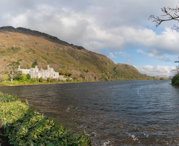 Szenische Ansicht Der Abtei Kylemore Irland — Stockfoto