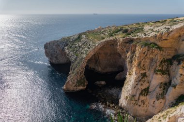Malta adasında Blue Grotto