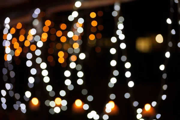 Luces borrosas sobre fondo oscuro Imagen de archivo