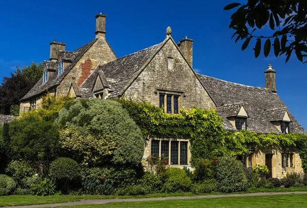 English country homes made from stone, Chipping Camden, Cotswold — Stock Photo, Image