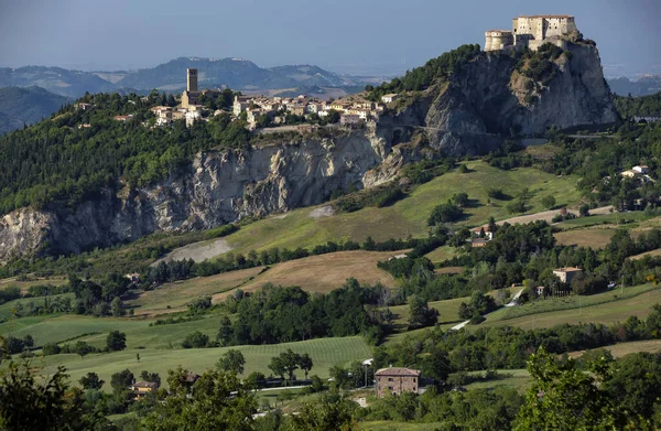 Utsikt Över Fästningen San Leo Och Staden Marche Regionerna — Stockfoto
