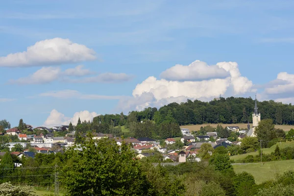 Liten stad på landsbygden-Rohrbach — Stockfoto