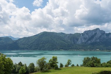 Carinthia 'daki Faakersee göl bölgesinde harika bir tatil alanı.
