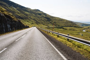 Norveç peyzaj dağlar, uzun yol