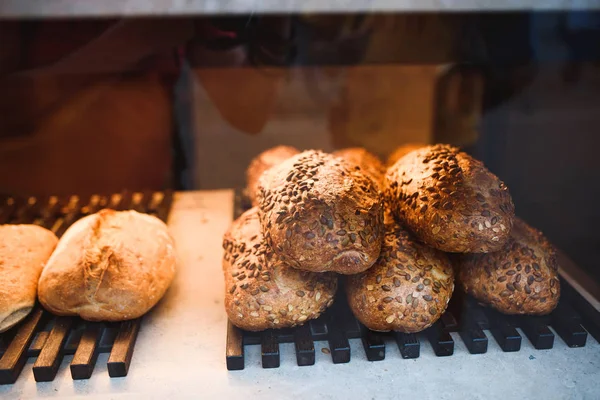tohum dükkanı üzerinden ekmek penceresini görüntülemek