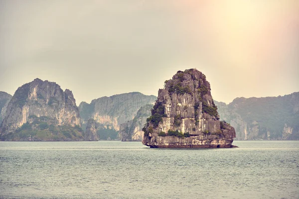 Lodě Zátoka Long Vietnam Panoramatický Pohled Západ Slunce Zátoka Long — Stock fotografie