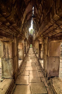 Angkor Wat karmaşık tapınakta Baphuon görünümüdür popüler turistik, Angkor Wat Archaeological Park içinde Siem Reap, Kamboçya UNESCO Dünya Miras Listesi