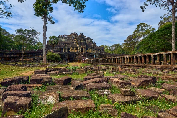 Вид Бапхуон Комплексе Ангкор Ват Популярный Туристический Объект Археологический Парк — стоковое фото
