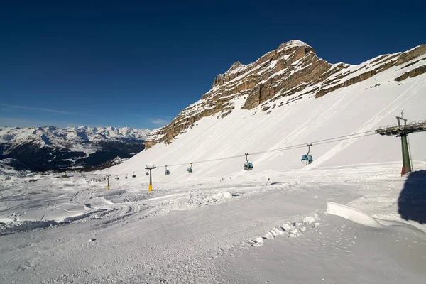 Панорамний Краєвид Dolomiti Гори Мадонна Кампільйо Італія — стокове фото