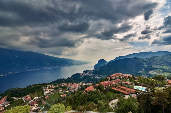 Uitzicht Het Gardameer Vanuit Tremosine Italy Panorama Van Het Prachtige — Stockfoto