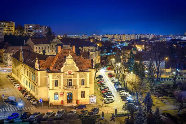 Brasov Roménia Fevereiro 2015 Imagem Noturna Cidade Velha Praça Prefeitura — Fotografia de Stock
