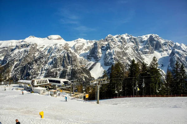 Station Ski Madonna Campiglio Paysage Panoramique Des Alpes Dolomites Madonna — Photo