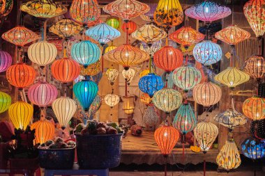 Hoi An, Vietnam, geceleri renkli fenerler