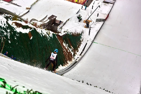 Rasnov Roumanie Mars 2018 Des Sauteurs Ski Inconnus Remportent Coupe — Photo