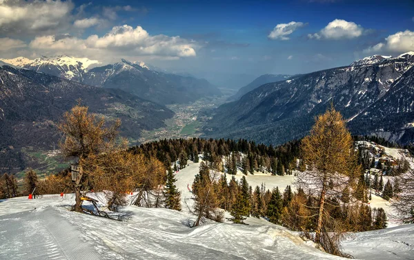 Skidorten Madonna Campiglio Panoramic Landskap Dolomit Alperna Madonna Campiglio Italien — Stockfoto