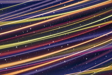 Ufuk bokeh ile arka plan ışıklar, düşen kar etkisi ile odaklanmamış arka plan üzerinde renkli bokeh soyut bulanık