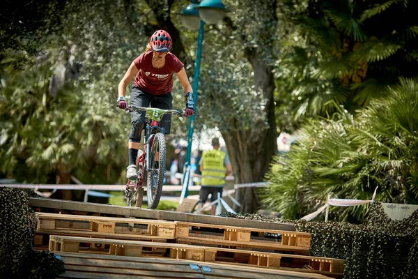 Riva Del Garda Lago Garda Itália Abril 2018 Ciclistas Não — Fotografia de Stock