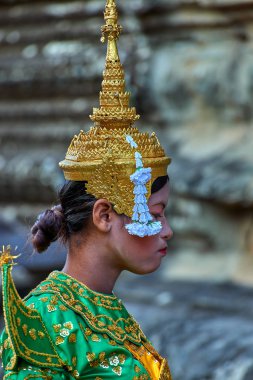 Siem Reap, Kamboçya - 13 Aralık 2014: Angkor Wat, Apsara dans dansçılar Kamboçyalılar Apsara Kamboçya, Arkeoloji Parkı Siem Reap, Kamboçya Unesco Dünya Mirası'eski klasik dans şeklidir