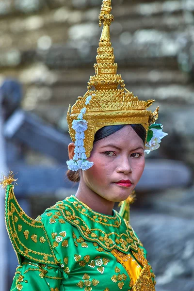 シェムリ アップ カンボジア 2014 カンボジア人アプサラ ダンサー Apsara のダンス アンコール ワットではカンボジア — ストック写真