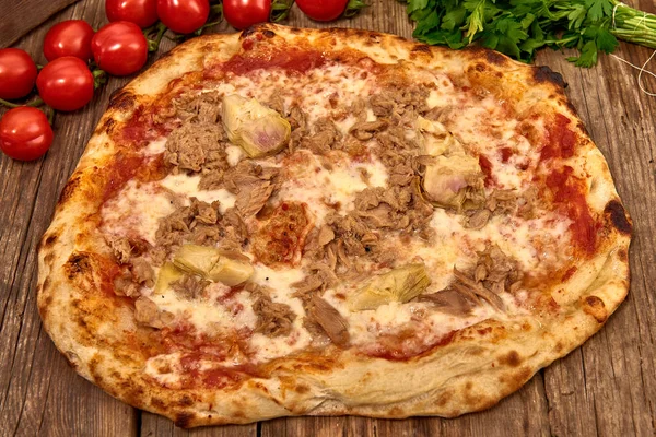 Délicieuse Pizza Gastronomique Maison Ail Blanc Thon Aux Artichauts Délicieuse — Photo