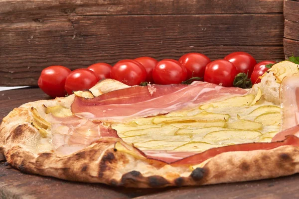 Pizza Gastronomique Fraîche Maison Délicieuse Mouchetée Tranches Pommes Pizza Italienne — Photo