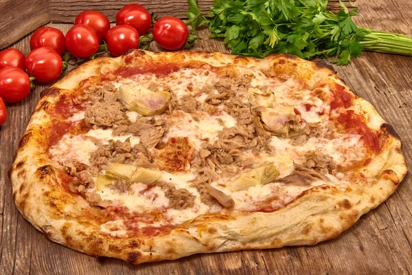 Délicieuse Pizza Gastronomique Maison Ail Blanc Thon Artichauts Délicieuse Pizza — Photo